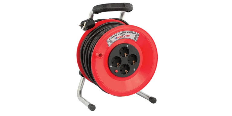 Makaralı Uzatma Kablosu ( Ayaklı )